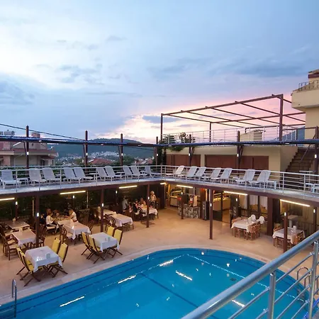 Grand Ruya Hotel 2*